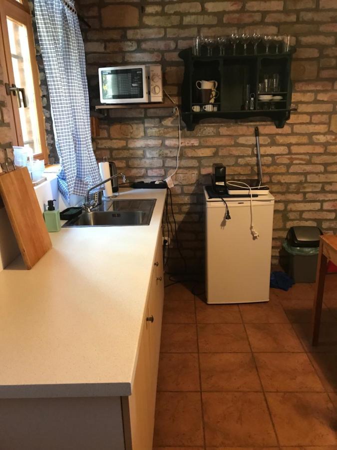 Cifrapince Es Vendeghaz Villa Tordas Buitenkant foto